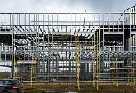 Металлический каркас здания нового медцентра
